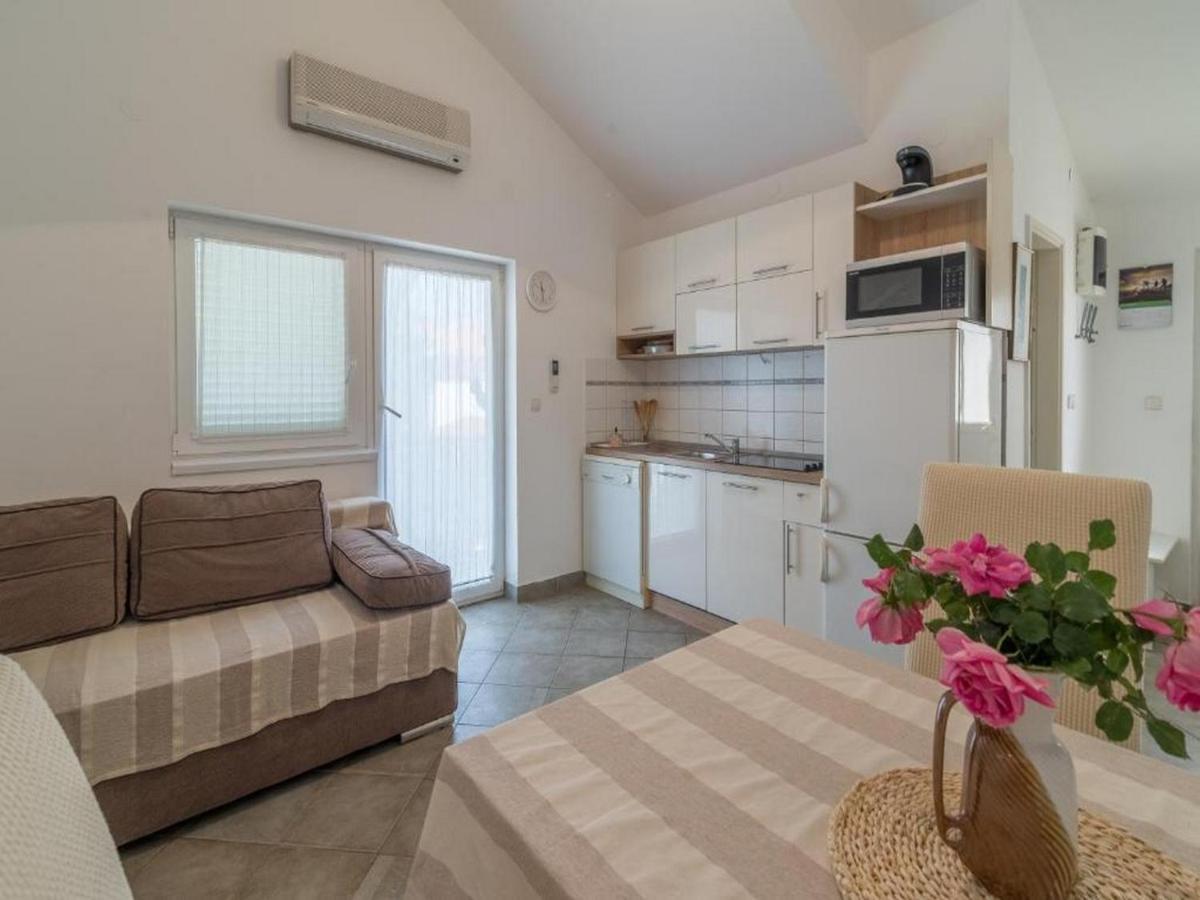 Apartmani Lucia Biograd 비오그라드나모루 외부 사진
