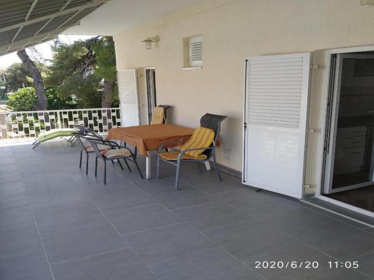 Apartmani Lucia Biograd 비오그라드나모루 객실 사진